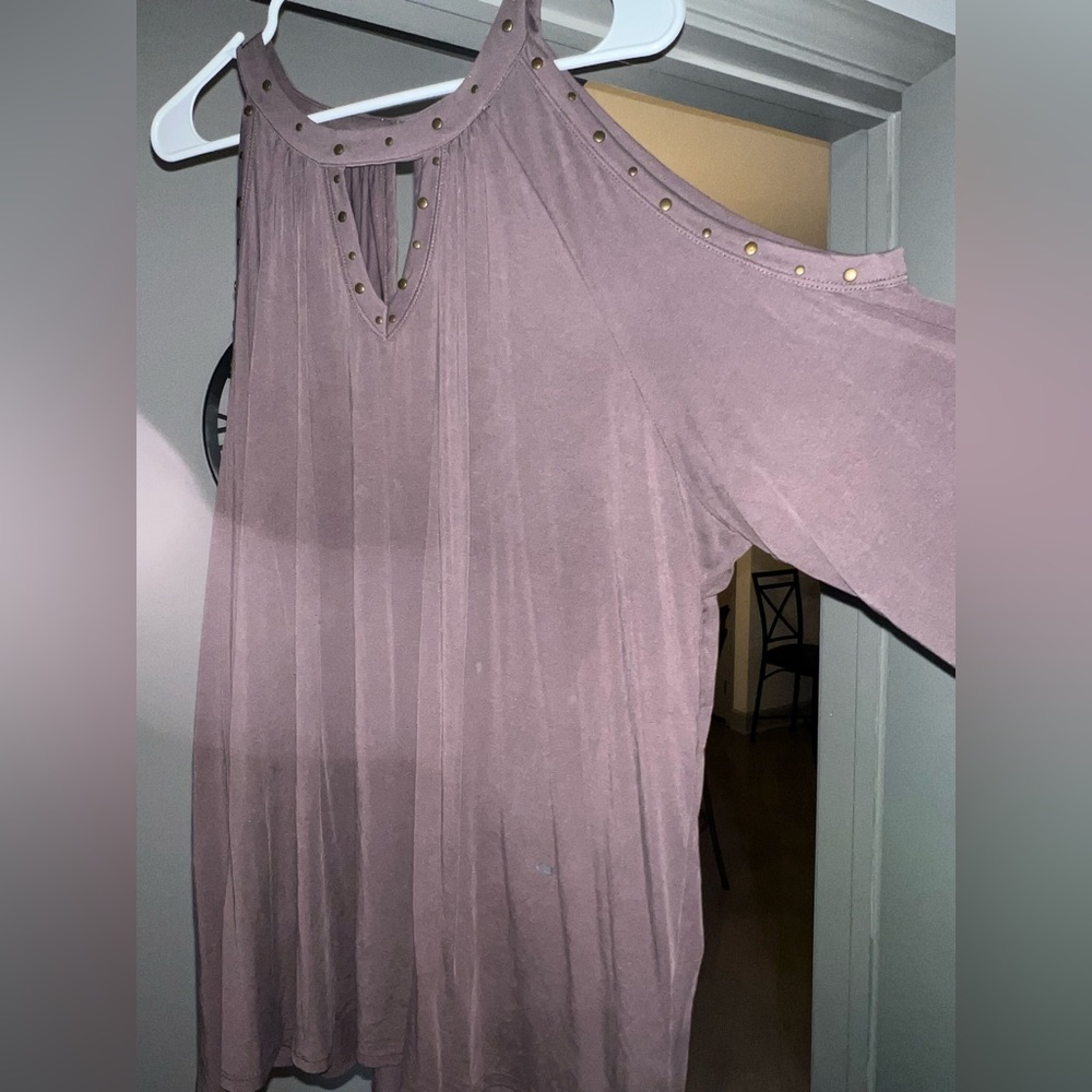 Maurice’s Collar Shirt with Cut Shoulders